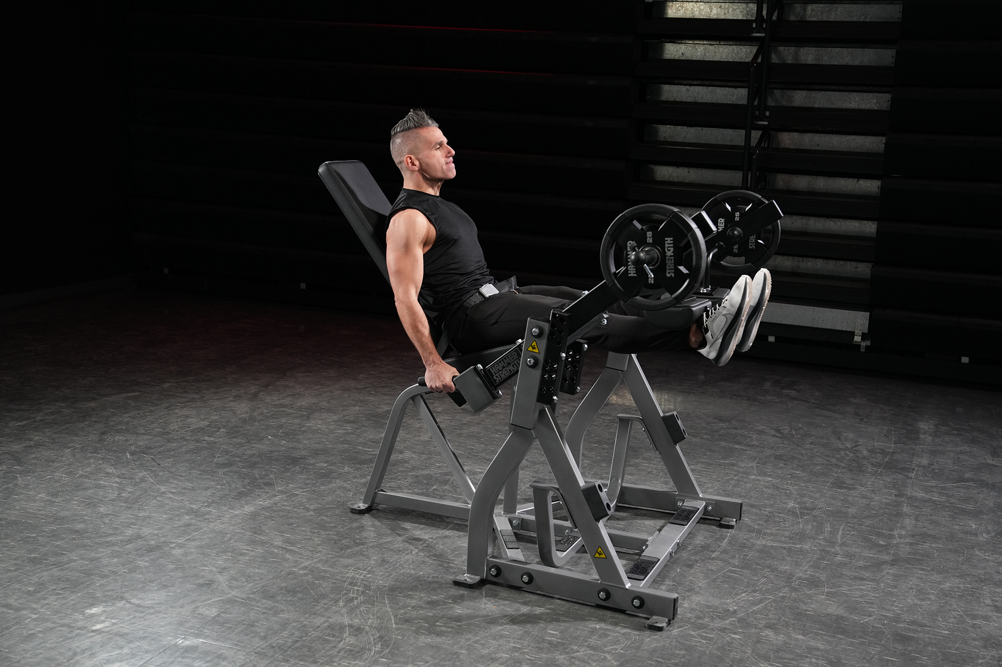 Hammer Strength Iso-Lateral Leg Extension	