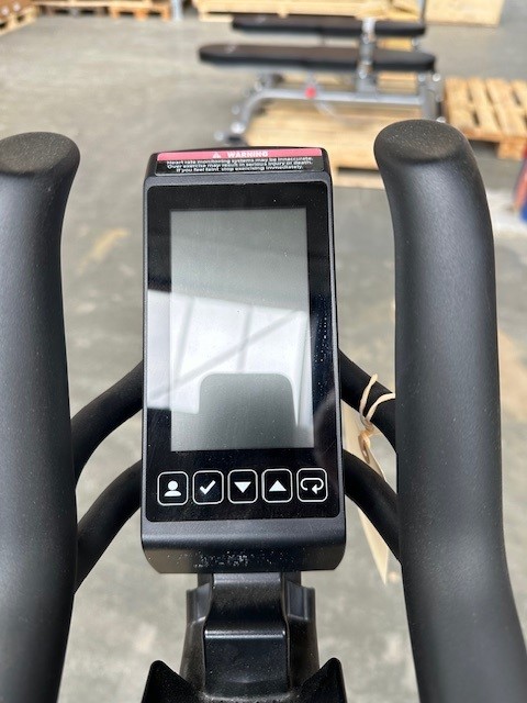 Demo - Life Fitness IC8 Indoor Cycle